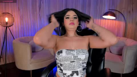 Aly  online show from January 7, 2025, 11:16 am