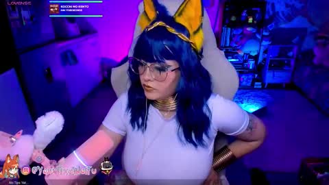 Snapshot of alyssaromanova chatting on October 24, 2025, 3:03 am . Monday to Saturday at 10pm and 6am Colombia time online show from October 24, 2025, 3:03 am