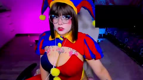  . Monday to Saturday at 10pm and 6am Colombia time online show from June 20, 2026, 2:47 am