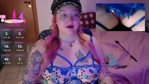 Alyssa Wonderland online show from December 15, 2025, 9:46 am