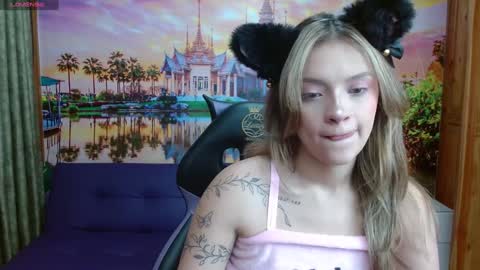 Alyy online show from January 11, 2025, 2:15 pm