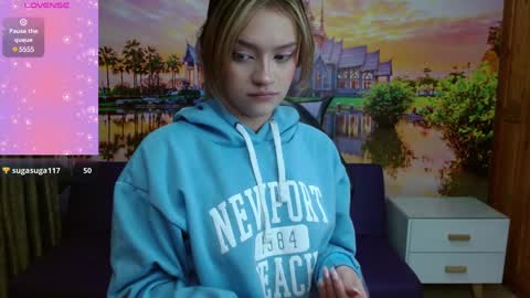 Alyy online show from January 13, 2025, 2:21 pm