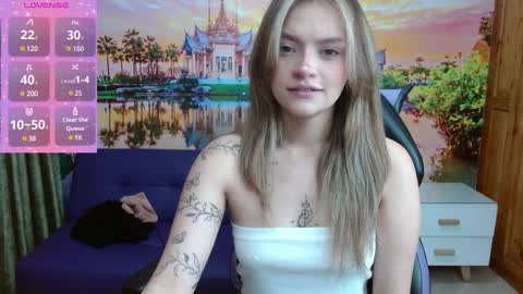 Alyy online show from January 15, 2025, 2:13 pm