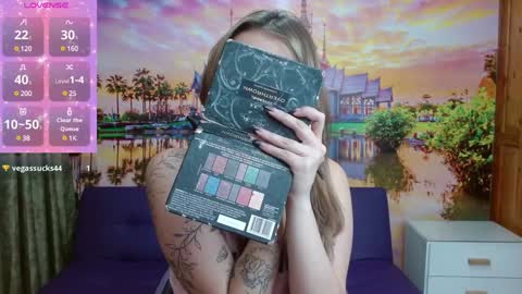 Alyy online show from February 8, 2025, 2:38 pm