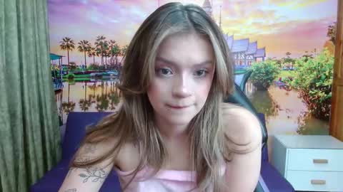 Alyy online show from February 13, 2025, 2:20 pm
