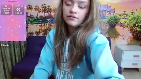 Alyy online show from February 20, 2025, 5:18 pm