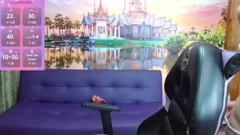 Alyy online show from February 25, 2025, 2:22 pm