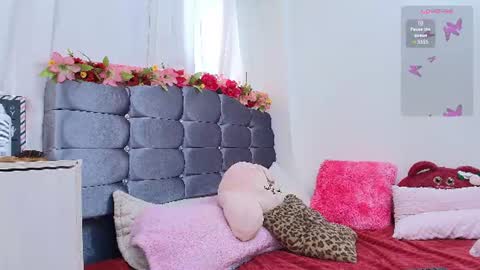 Isabella online show from June 13, 2026, 9:24 pm