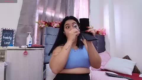 Isabella online show from July 26, 2026, 7:43 pm