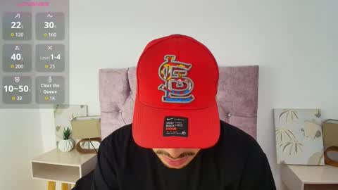 Snapshot of amadeo_wild chatting on October 21, 2025, 4:08 pm Amadeo Wild online show from October 21, 2025, 4:08 pm