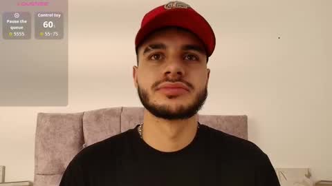 Amadeo Wild online show from November 9, 2025, 7:56 pm