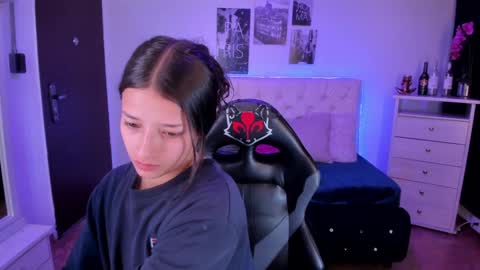 Snapshot of amaia_daniells chatting on January 7, 2025, 3:24 am B I A N C A online show from January 7, 2025, 3:24 am