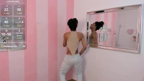 amaia_monroe online show from May 4, 2026, 12:28 am