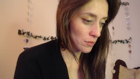 Amalett online show from February 5, 2025, 4:14 pm