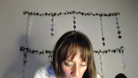 Amalett online show from March 4, 2025, 2:27 am
