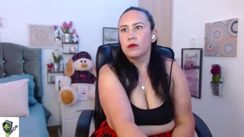 AMALIA online show from December 4, 2024, 8:29 pm