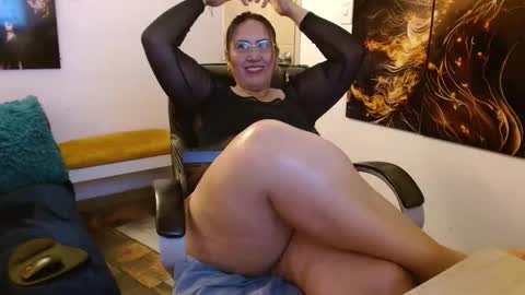 Snapshot of amalia_brunette chatting on March 7, 2026, 11:35 pm AMALIA online show from March 7, 2026, 11:35 pm
