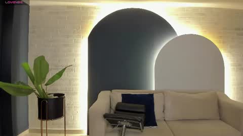 Amalia cruss online show from July 25, 2026, 7:33 pm