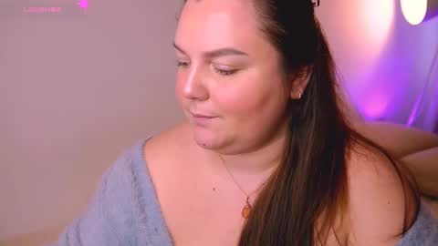 Snapshot of amalia_minkxx chatting on March 6, 2025, 7:36 am amalia_minkxx online show from March 6, 2025, 7:36 am