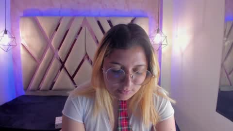 Amalia Im Back See you soon this January 7 at 10 pm Colombia time online show from January 10, 2025, 2:57 am