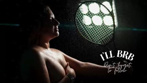 Amalia Im Back See you soon this January 7 at 10 pm Colombia time online show from December 21, 2025, 7:54 pm