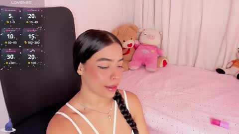 Amalia    real MIA  online show from October 10, 2025, 5:06 am