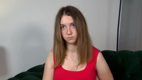 Amalia online show from September 8, 2025, 3:11 pm