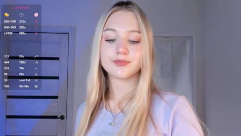 Kate online show from September 9, 2025, 9:53 am