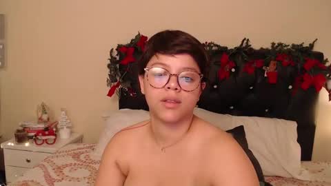         online show from December 4, 2024, 7:23 pm
