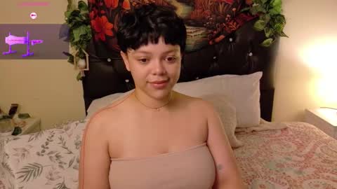         online show from September 21, 2025, 12:51 pm