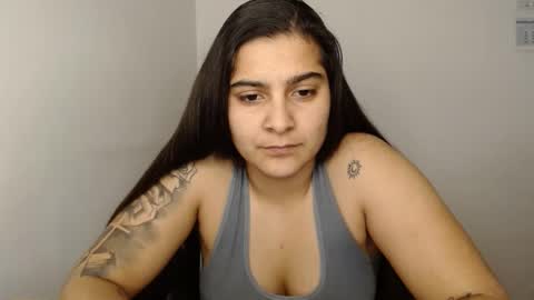 The queen of the biceps  online show from February 5, 2025, 12:53 am