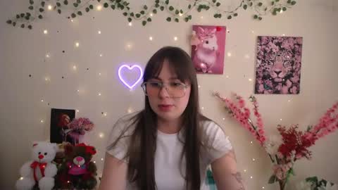 amanda_bright_ online show from May 22, 2026, 10:32 am