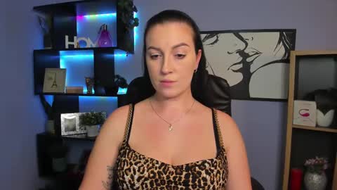 Amanda online show from February 5, 2025, 2:26 pm