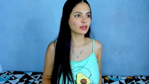 Snapshot of amanda_lorense chatting on March 3, 2026, 3:56 am Thalia online show from March 3, 2026, 3:56 am