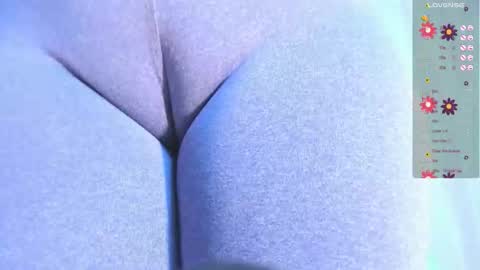 Amanda Marcuzzi  online show from November 6, 2025, 11:33 am