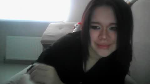 amanda_mia online show from April 23, 2026, 12:29 pm