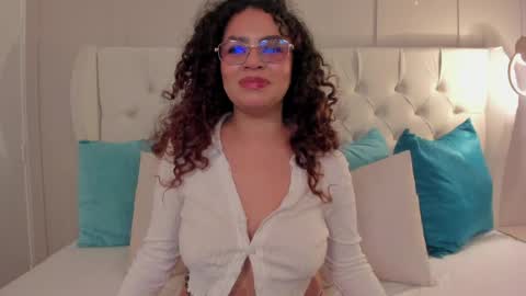 Amanda Rios online show from May 4, 2026, 9:55 pm