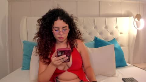Amanda Rios online show from May 8, 2026, 10:04 pm