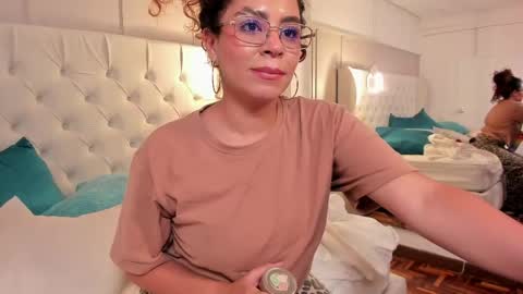 Snapshot of amanda_rios chatting on May 27, 2026, 1:57 am Amanda Rios online show from May 27, 2026, 1:57 am