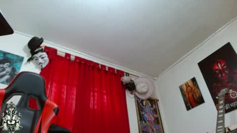 Amanda Valeska online show from August 3, 2026, 6:11 pm