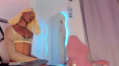 Snapshot of amandaa_fox_ chatting on June 25, 2026, 6:12 pm amandaa_fox_ online show from June 25, 2026, 6:12 pm