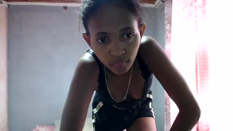 amandaerotic online show from June 15, 2026, 9:33 am