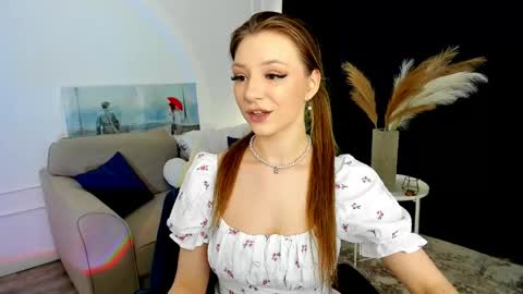 amandagracy_1 online show from May 16, 2026, 7:56 pm