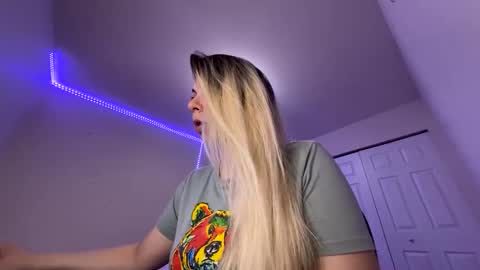 Amanda online show from February 25, 2025, 12:36 am