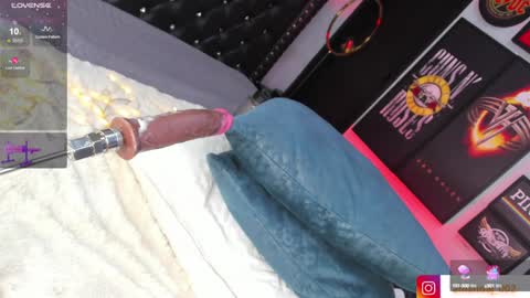 Snapshot of amandajoness_ chatting on December 22, 2024, 6:48 pm amandajoness  online show from December 22, 2024, 6:48 pm