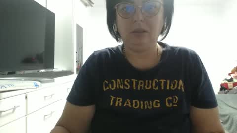 Snapshot of amandamuller1982 chatting on November 4, 2025, 11:26 pm Anda online show from November 4, 2025, 11:26 pm