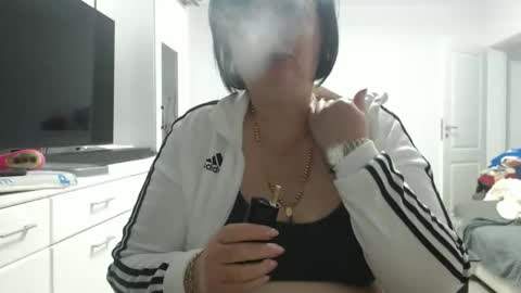 Snapshot of amandamuller1982 chatting on November 13, 2025, 12:53 am Anda online show from November 13, 2025, 12:53 am