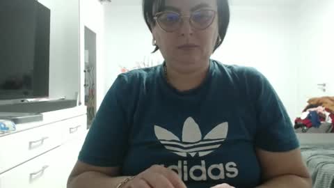 Snapshot of amandamuller1982 chatting on December 1, 2025, 7:52 pm Anda online show from December 1, 2025, 7:52 pm