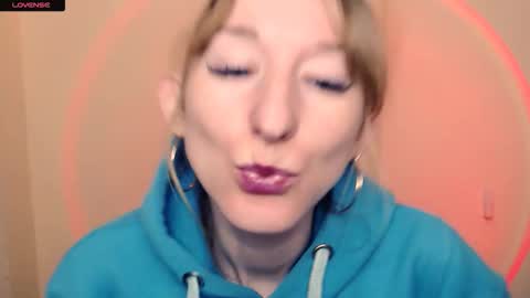 Amanda online show from October 8, 2025, 7:50 am