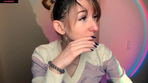 Amanda online show from October 28, 2025, 8:18 am